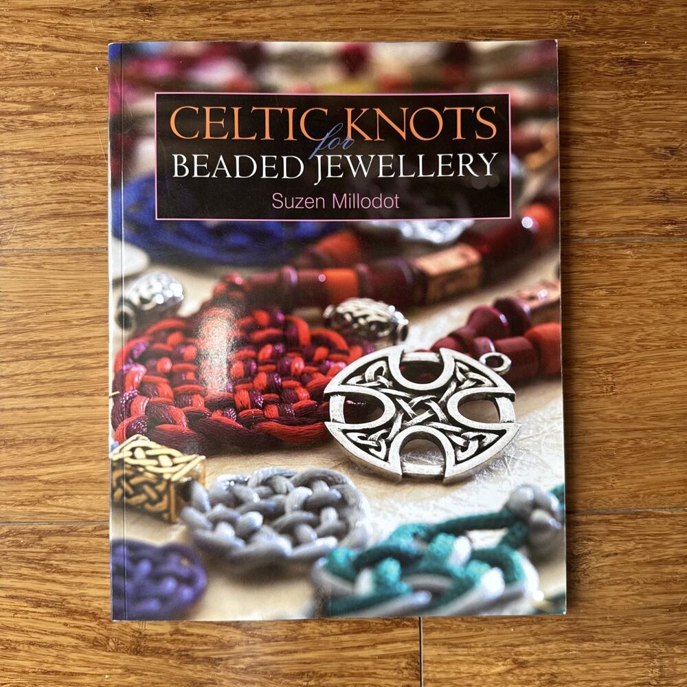 Celtic Knots for Beaded Jewellery by Suzen Milldot